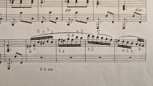 Schubert-Andantino_Fingersatz-01.jpeg