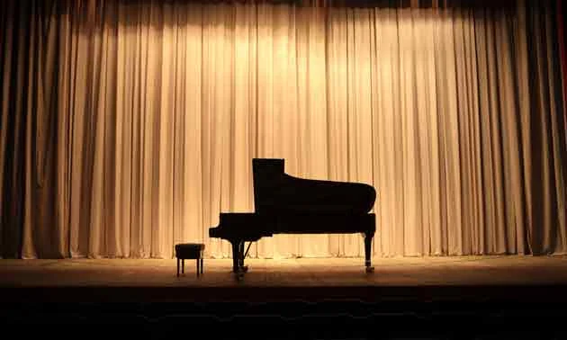 Zusammenstellung: Spieltechniken am Piano