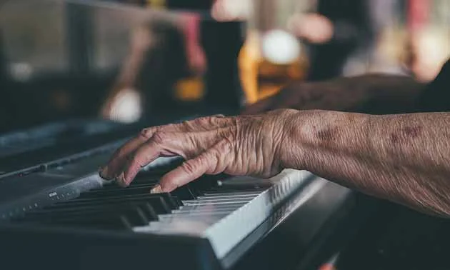  Spielbeginn im hohen Alter: Es ist nie zu spät! 