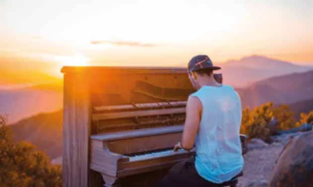 Lernprozess: "Aha"-Effekt beim Klavierspiel