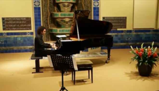 franz-liszt-etude-no-2-clavio.jpg