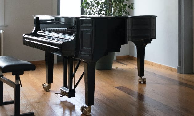 Piano_gebraucht.jpg