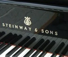 klein steinway-b-fallboard-and-keys.webp