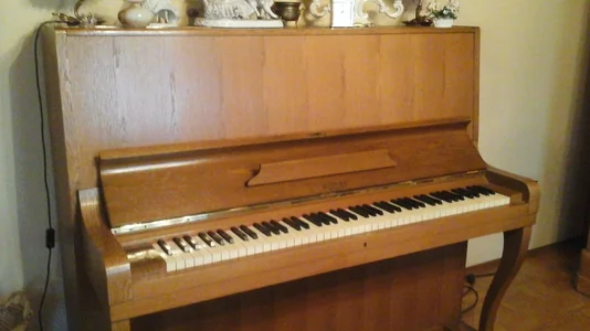 Niendorf Klavier.webp