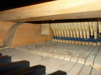 0005Wiener Flügel Heinisch Modell 3.webp