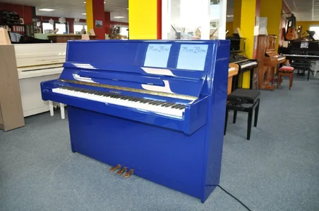 BlauesKlavier.webp BlauesKlavier.webp