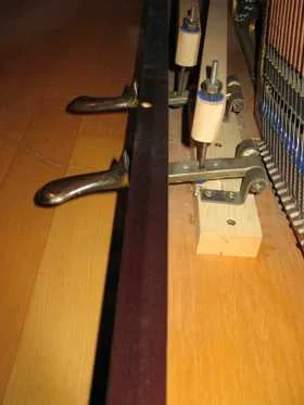 Pedal Blüthner.webp