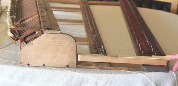 Klaviaturrahmen.webp Klaviaturrahmen.webp