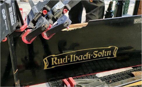 Holzarbeiten.jpg