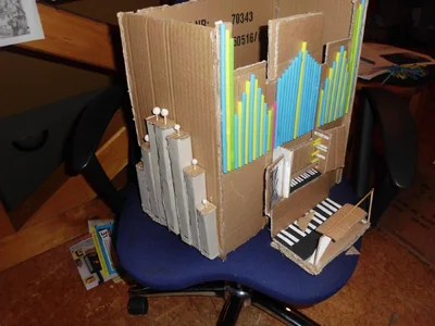 Seitenansicht links.webp