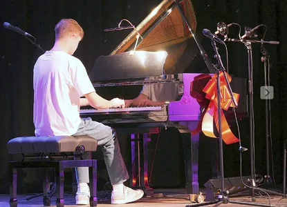 Bildschirmfoto 2023-12-22 um 19.54.45.webp