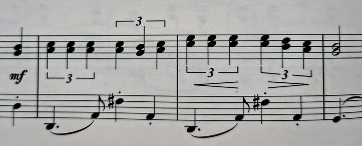 Blattspiel.jpg Blattspiel.jpg