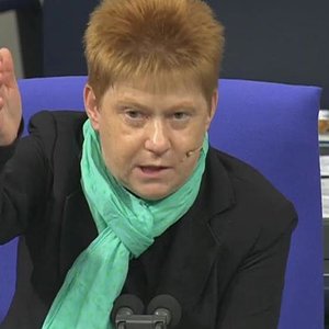 pau-111~_v-videowebl.jpg