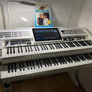 OAX1 Deluxe 15.03.2022.jpg
