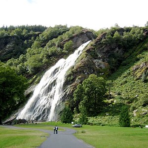 5 powerscourt waterfall.jpg