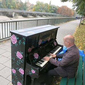 Isarufer.jpg