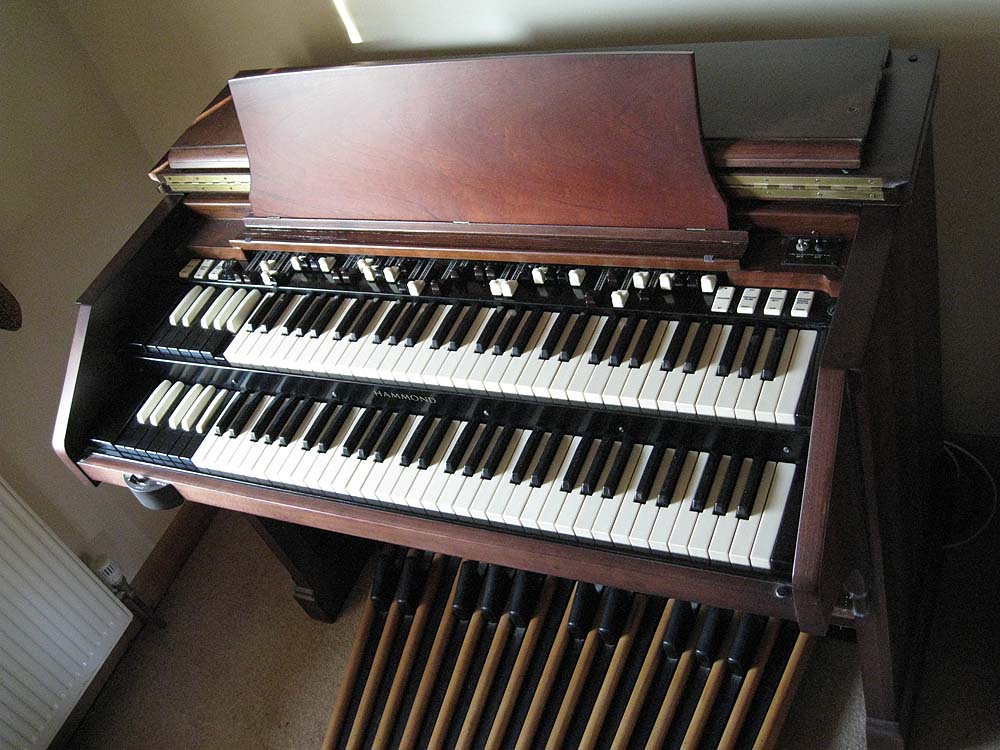 Hammond C3 (2).jpg