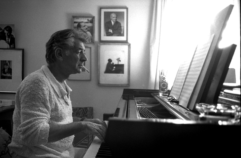 leonard-bernstein-composing-1968.jpg