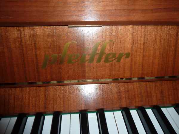 Pfeiffer10.jpg