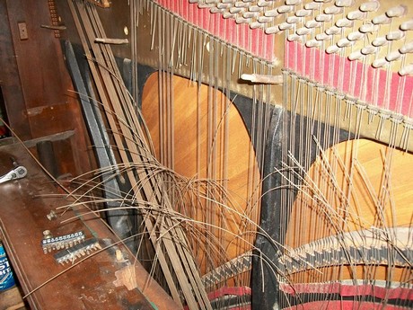 piano_workbench2.jpg