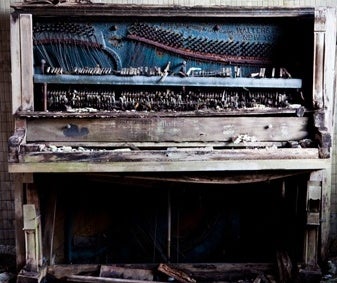 SadOldPiano.jpg