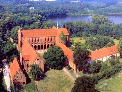 luftbild_kloster_chorin.jpg