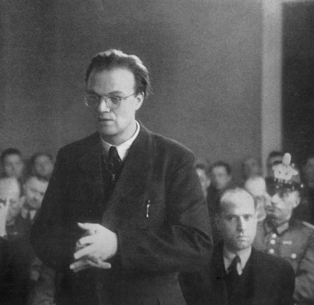 delp-alfred-sj.jpg