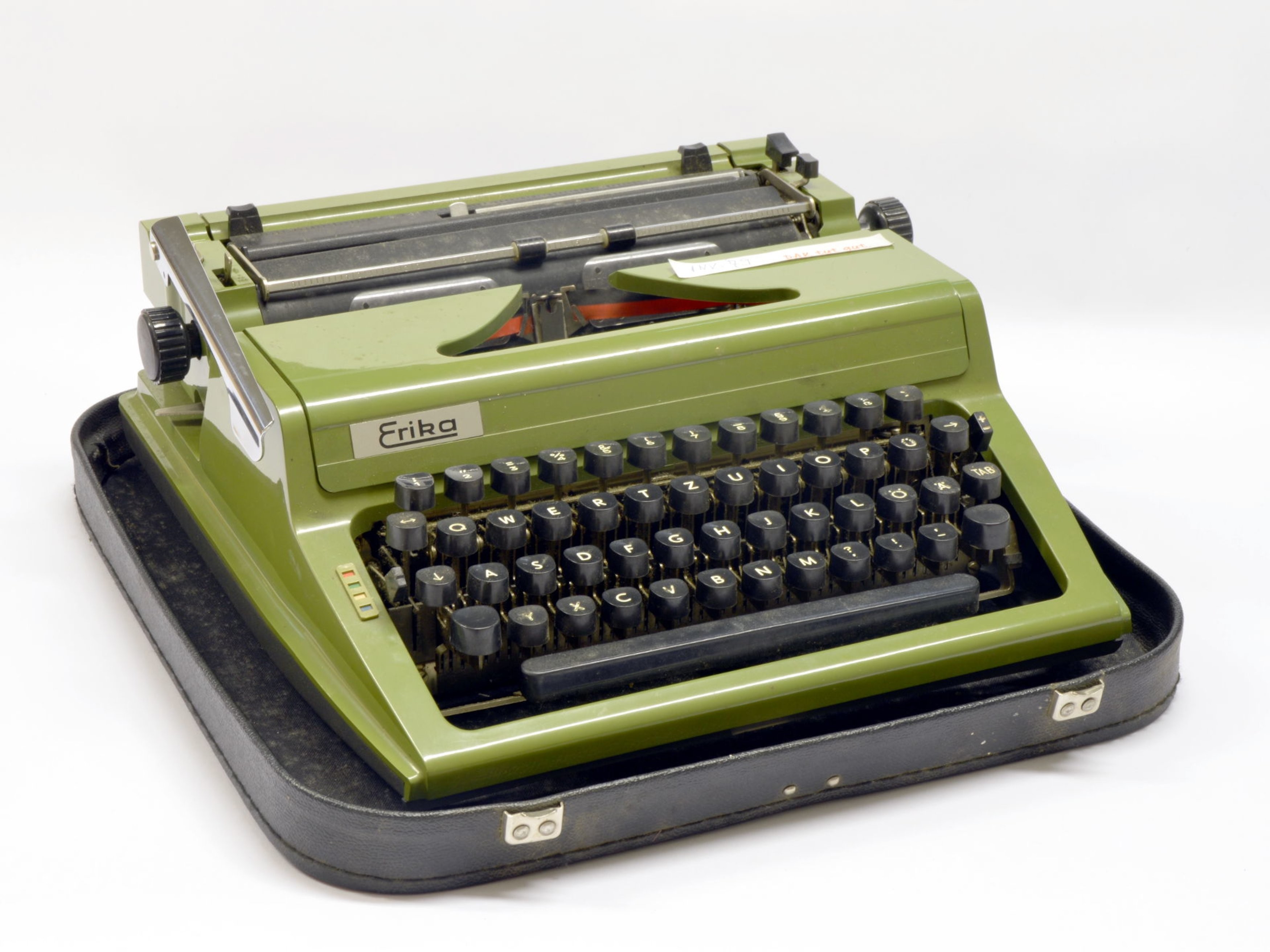 schreibmaschine--erika-7413.jpg
